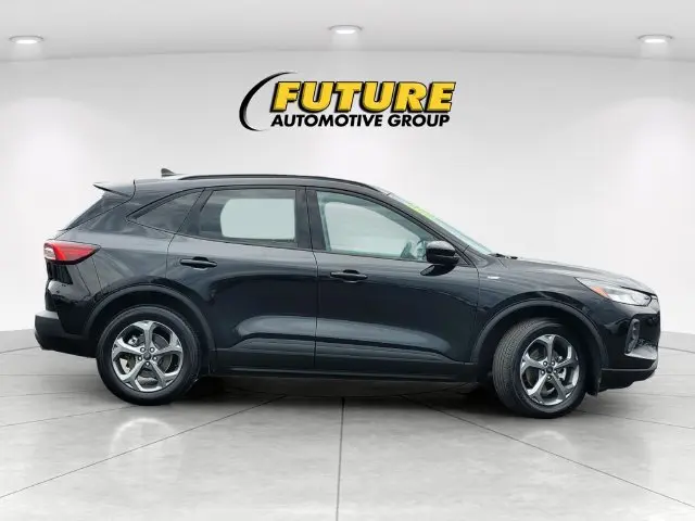 2025 Ford Escape - $22,888