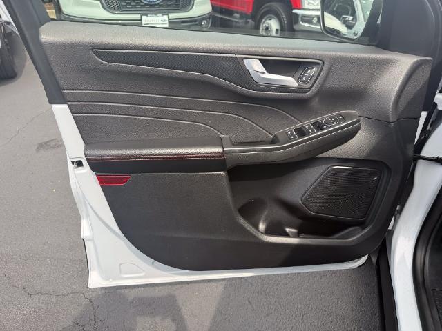 2025 Ford Escape - $23,369