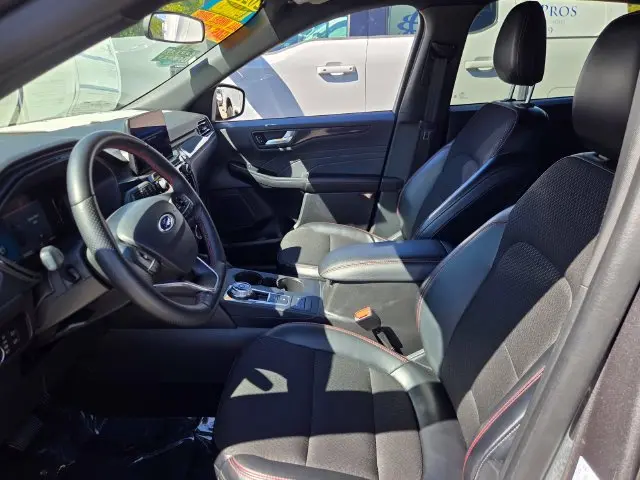 2025 Ford Escape - $22,772