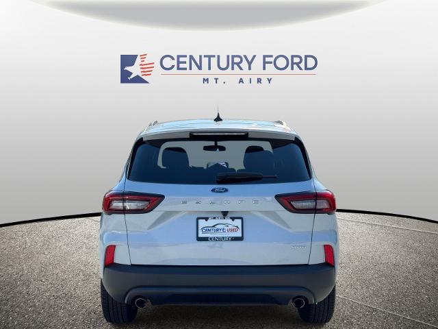 2025 Ford Escape - $22,600
