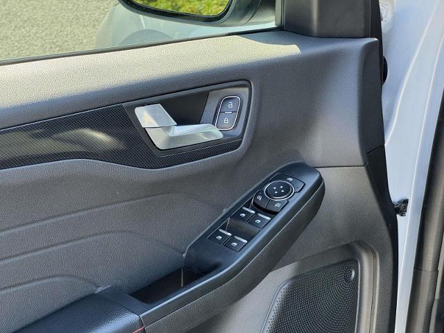 2025 Ford Escape - $22,600