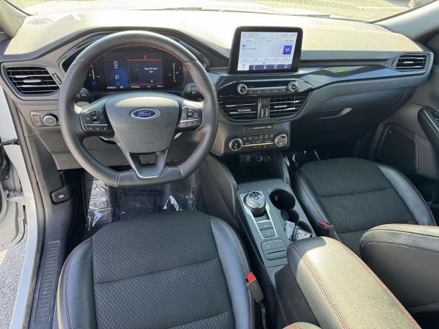 2025 Ford Escape - $22,600