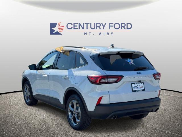 2025 Ford Escape - $22,500