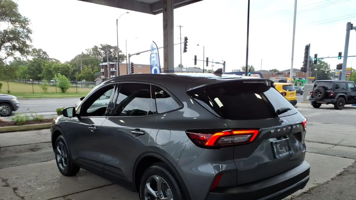 2025 Ford Escape ST-Line Select