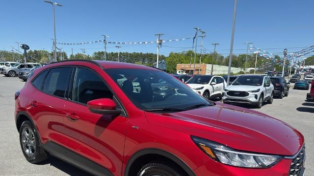 2025 Ford Escape ST-Line Select
