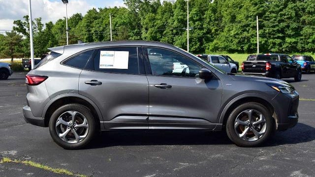 2023 Ford Escape ST-Line Select