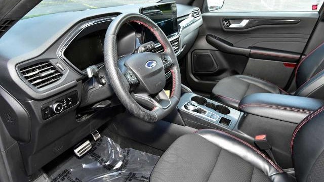 2023 Ford Escape ST-Line Select