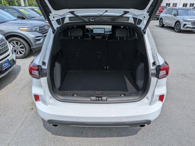 2023 Ford Escape - $27,700