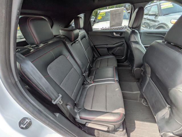 2023 Ford Escape - $27,700