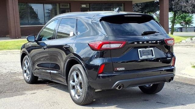 2023 Ford Escape ST-Line Select