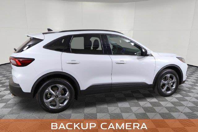 2025 Ford Escape - $23,400