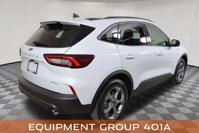 2025 Ford Escape - $23,400