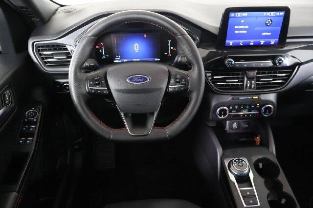 2025 Ford Escape - $23,400