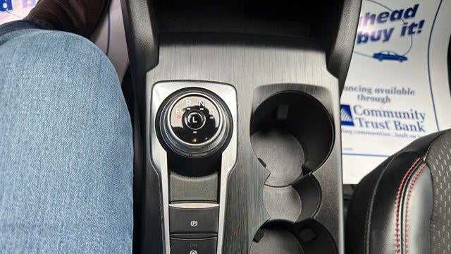 2025 Ford Escape ST-Line Select