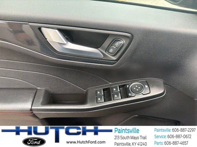 2025 Ford Escape - $26,998