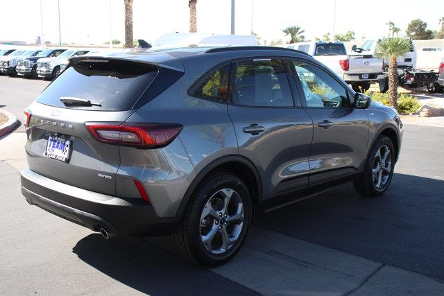 2025 Ford Escape - $22,901