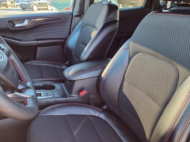 2025 Ford Escape - $24,259