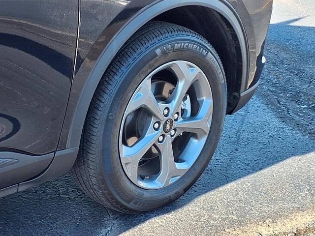 2025 Ford Escape - $24,259