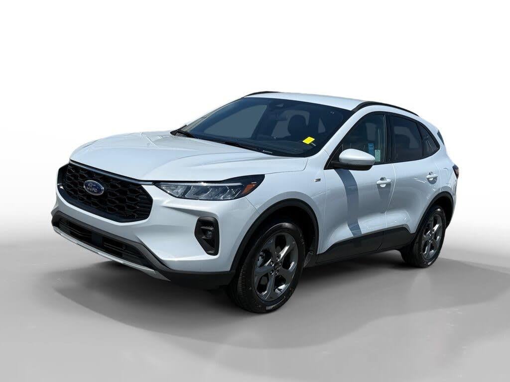 2025 Ford Escape - $20,901