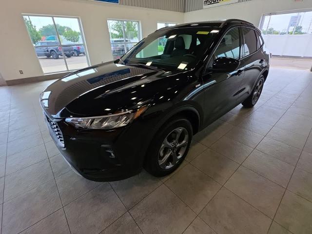 2025 Ford Escape - $22,874