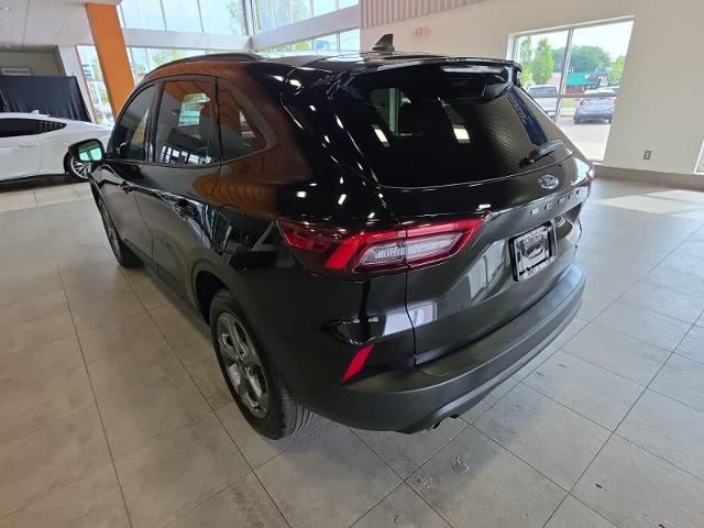 2025 Ford Escape - $22,874