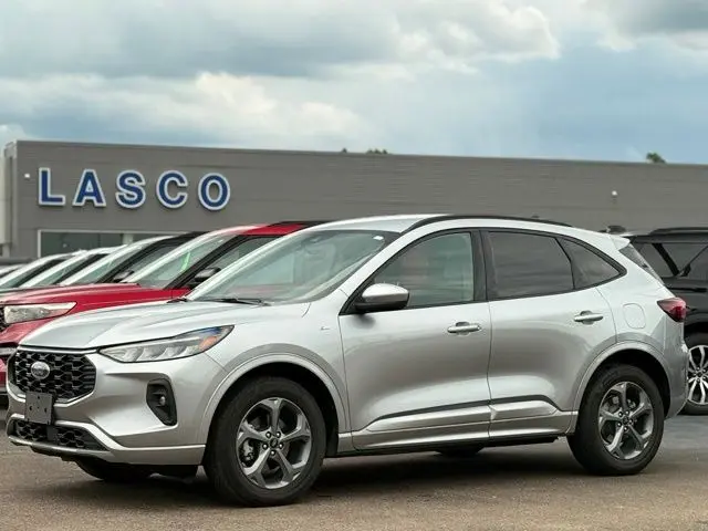 2023 Ford Escape - $19,000