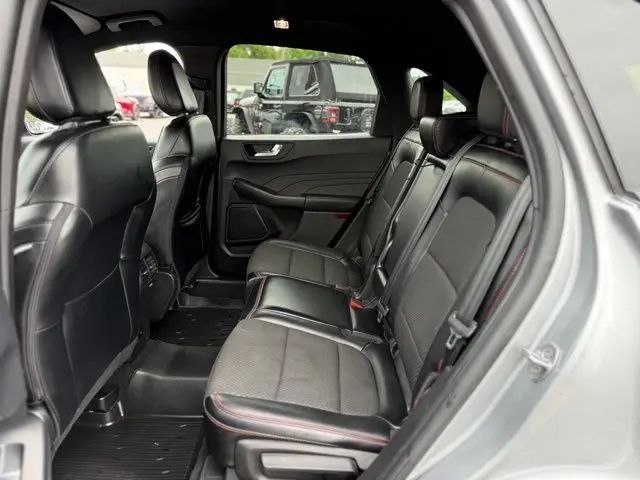 2023 Ford Escape - $19,000
