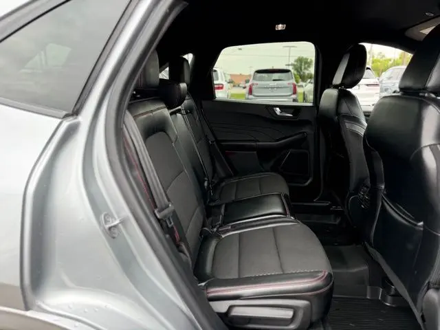 2023 Ford Escape - $19,000
