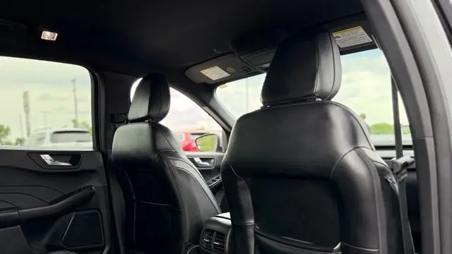 2023 Ford Escape ST-Line Select