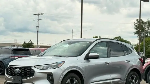 2023 Ford Escape ST-Line Select