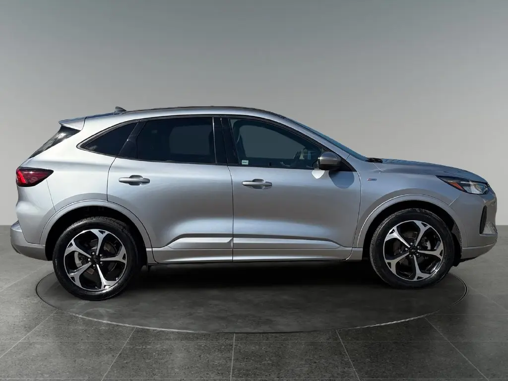 2023 Ford Escape - $26,529