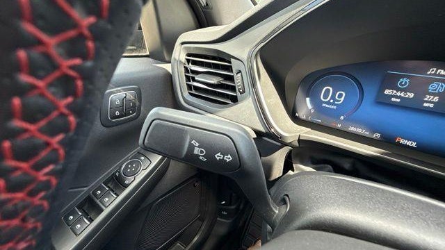 2023 Ford Escape ST-Line Select