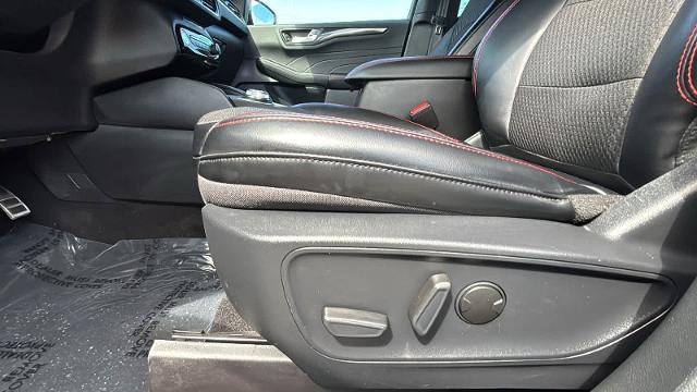 2024 Ford Escape ST-Line Select