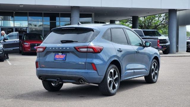 2024 Ford Escape ST-Line Select