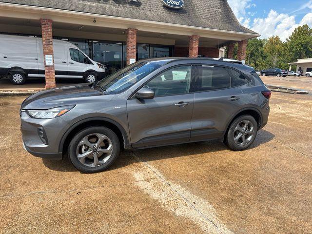 2025 Ford Escape - $25,425