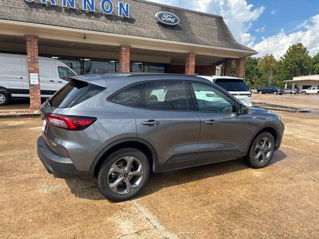 2025 Ford Escape - $25,425