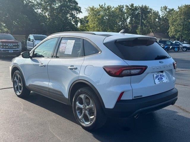 2025 Ford Escape - $25,000