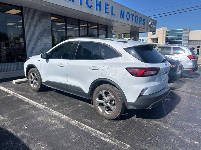 2025 Ford Escape - $25,000