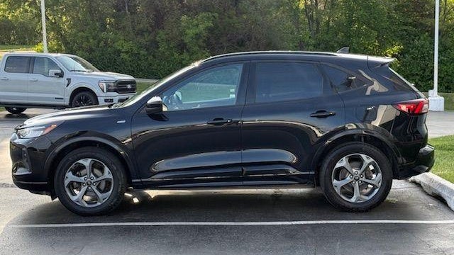 2023 Ford Escape ST-Line Select