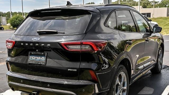 2023 Ford Escape ST-Line Select