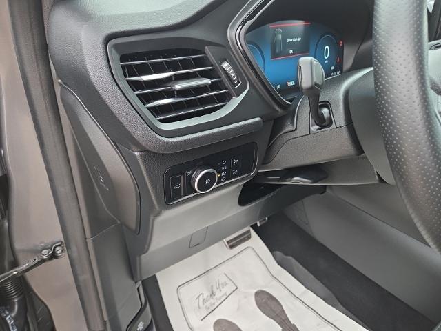 2023 Ford Escape - $28,931
