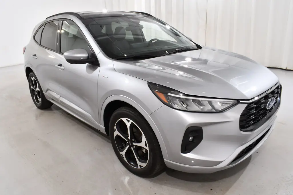 2023 Ford Escape - $25,155