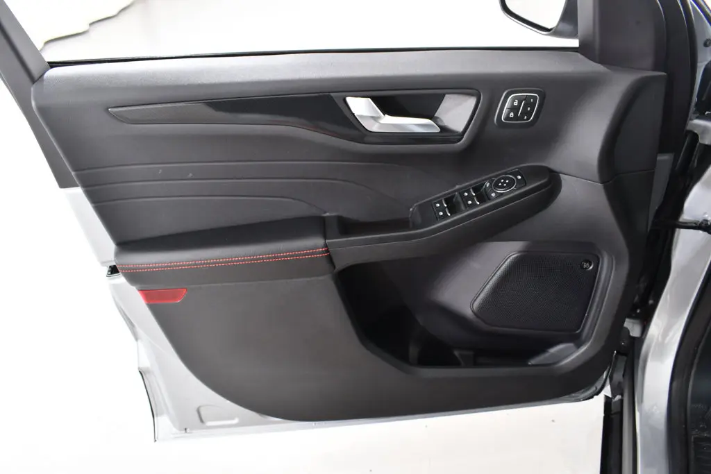 2023 Ford Escape - $25,155