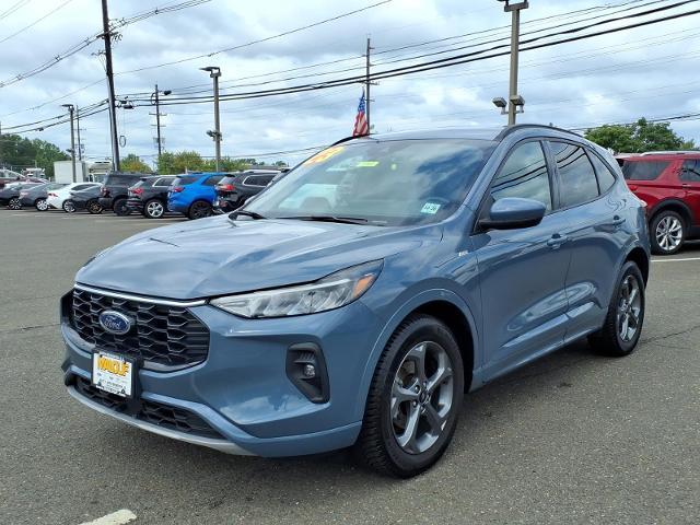 2023 Ford Escape - $22,895