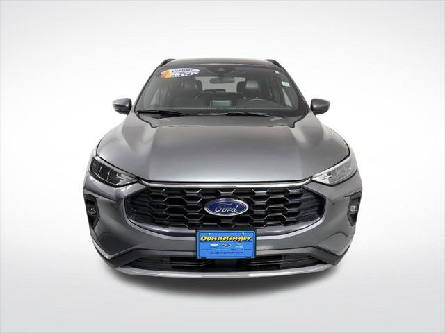 2025 Ford Escape - $24,990