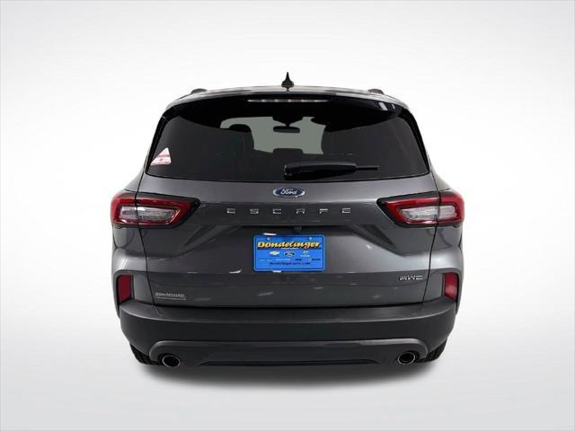 2025 Ford Escape - $24,990