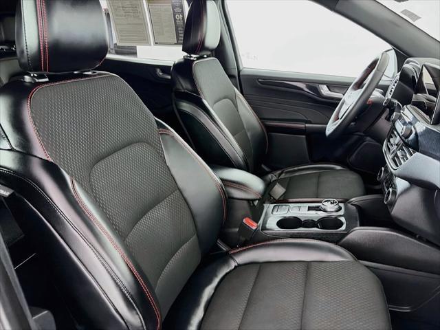 2025 Ford Escape - $24,990