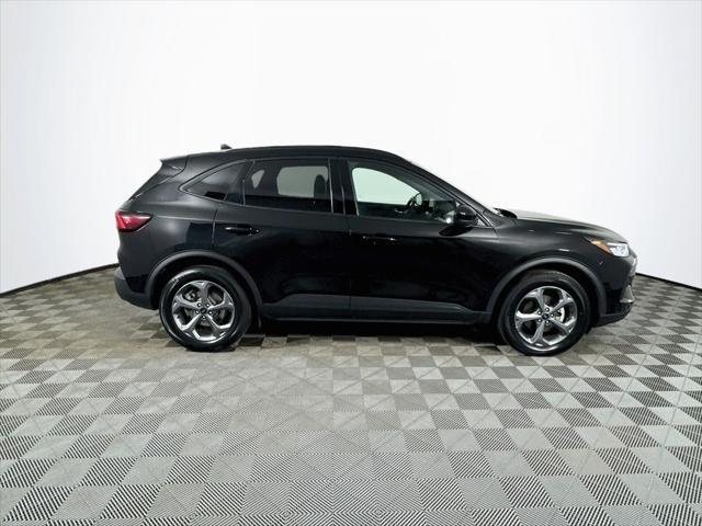2025 Ford Escape - $26,499