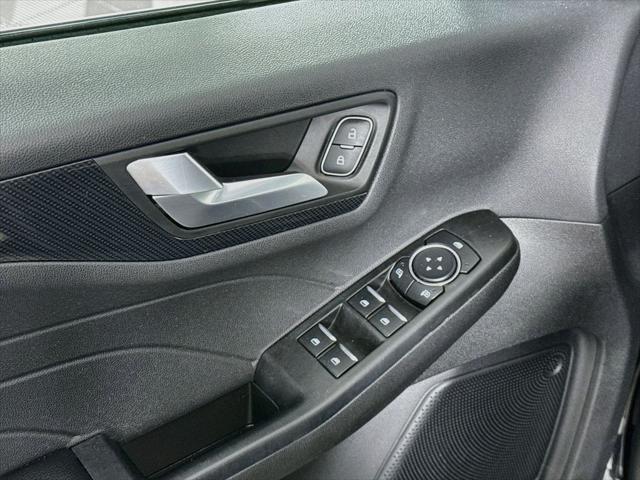 2025 Ford Escape - $26,499