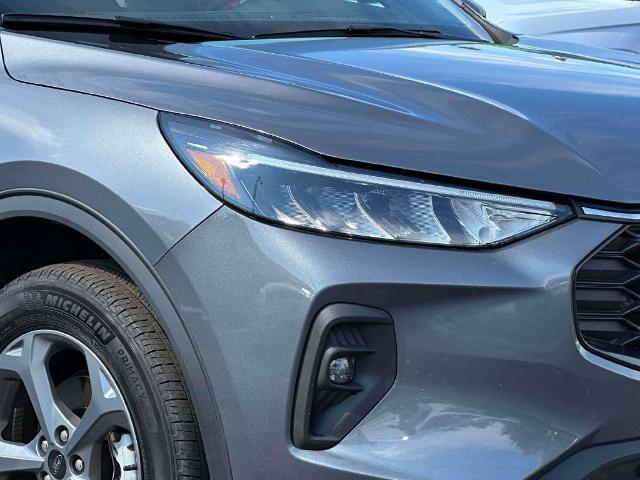 2025 Ford Escape - $23,098